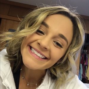 Meet your Posher, Emma